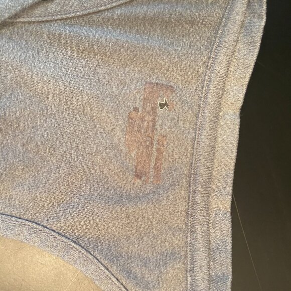 2 Under Armour Heat Gear Tank Tops - Size Medium - Picture 11 of 11